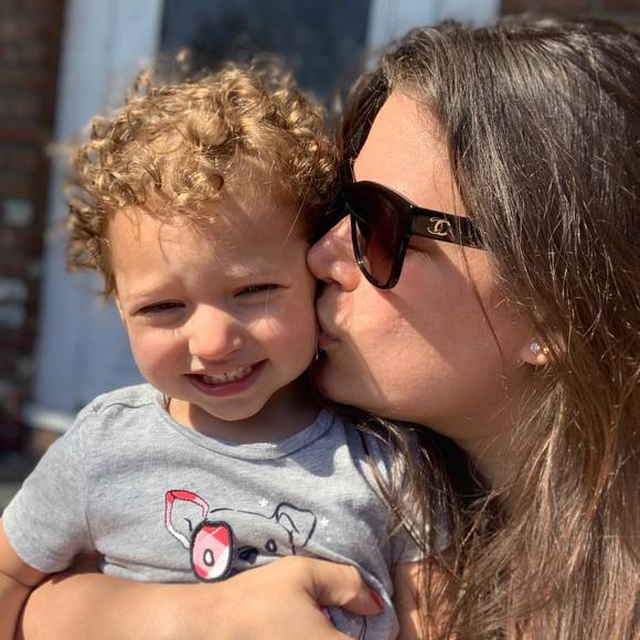 Meet your Posher, Amanda - Picture 1 of 1